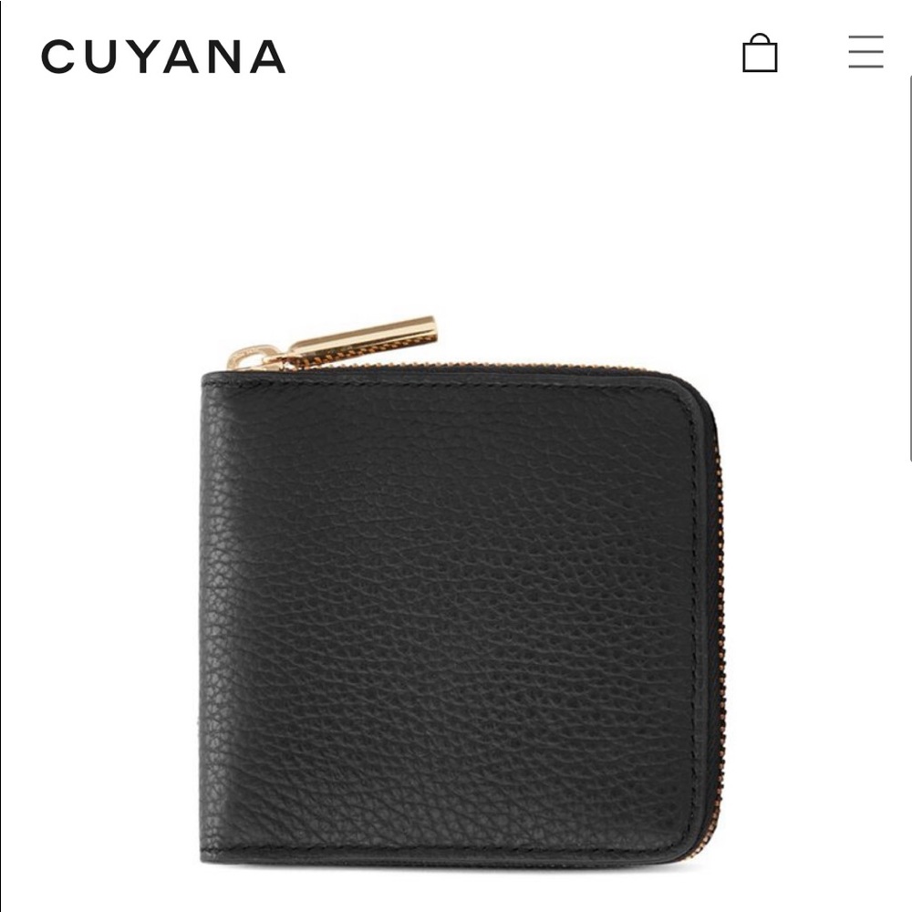 CUYANA Small Classic Zip Around Wallet